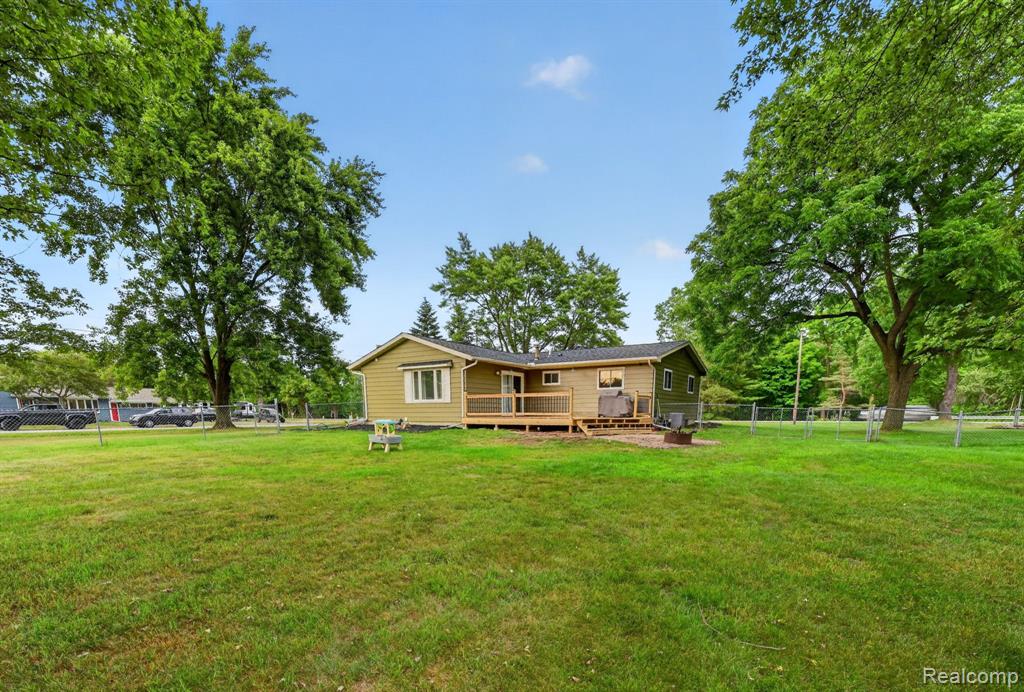 5355 North Seymour Road Flushing, MI 48433 - Photo 40 of 46 Gallery Image 40
