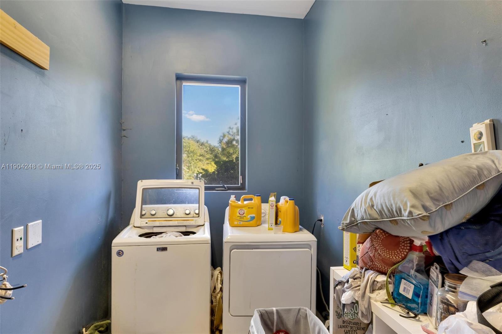 23051 Southwest 153rd Court Miami, FL 33170 - Photo 33 of 33 a utility room with dryer and washer