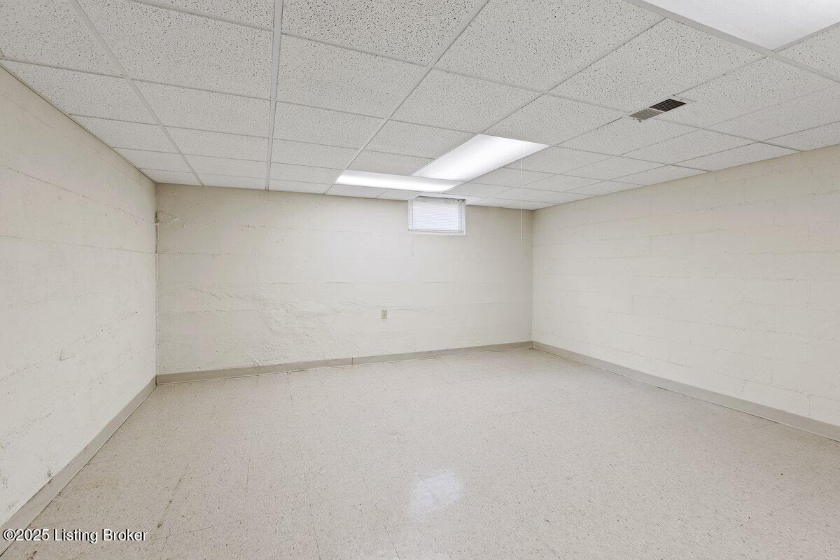 3531 Graham Road Louisville, KY 40207 - Photo 19 of 30 Exercise room in basement