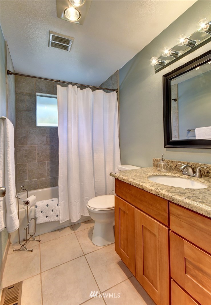 632 212th Street Southwest Bothell, WA 98021 - Photo 7 of 15