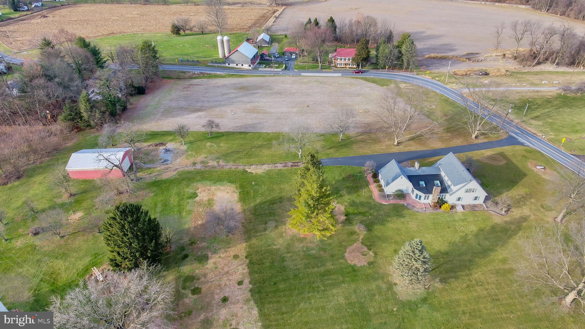137 State Road Mechanicsburg, PA 17050 - Photo 11 of 39 Gallery Image 11