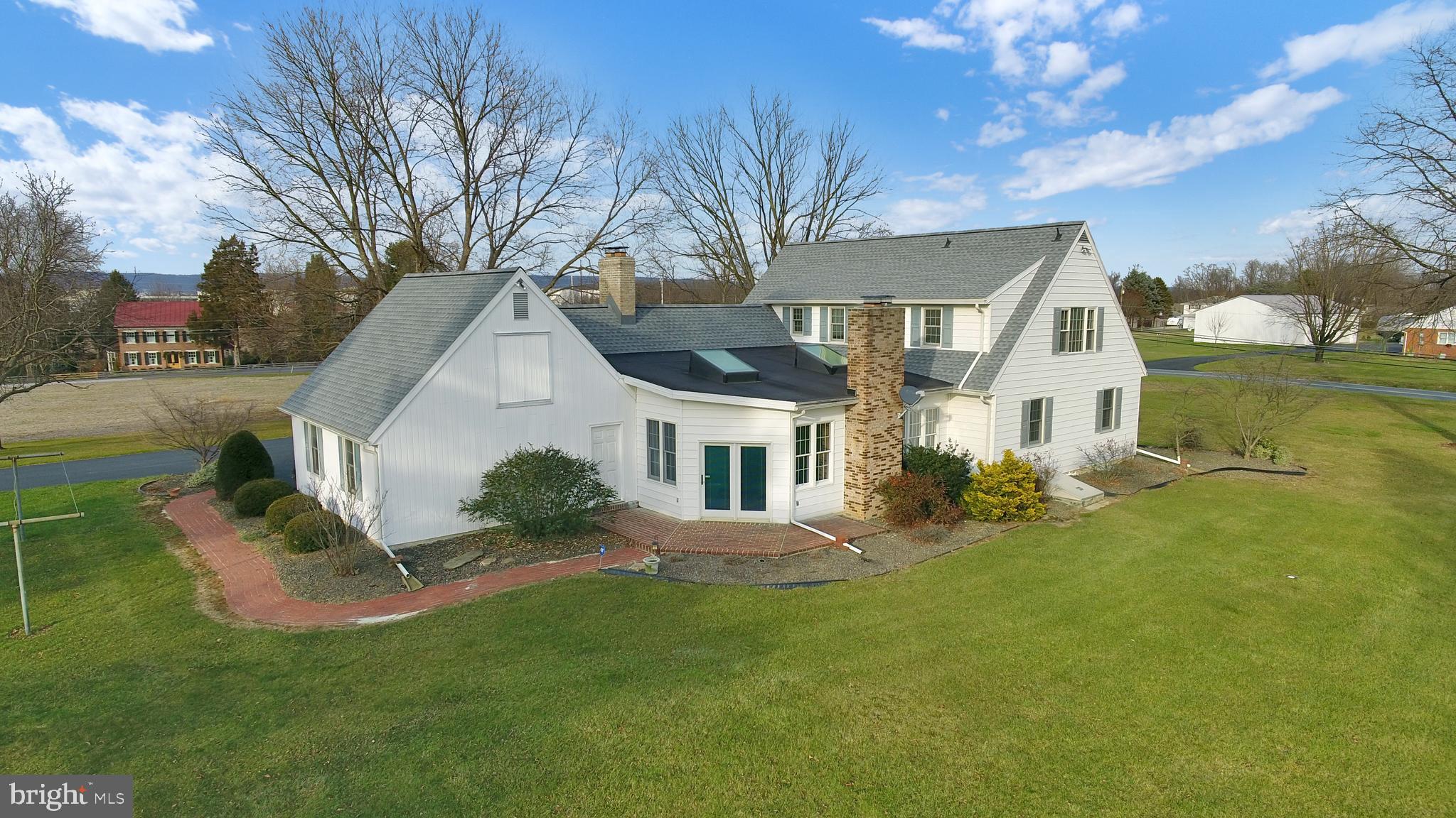 137 State Road Mechanicsburg, PA 17050 - Photo 4 of 39 Gallery Image 4