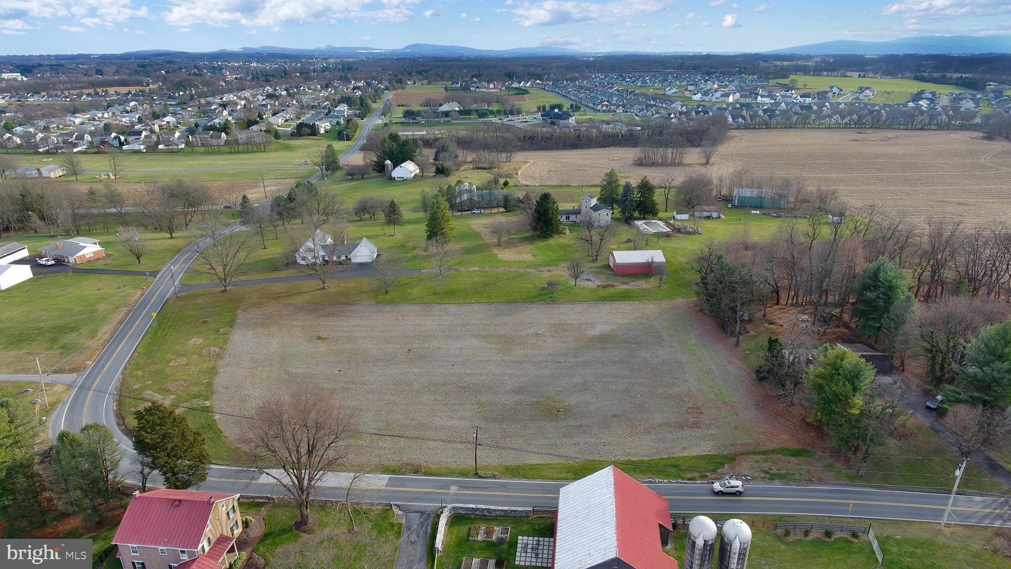 137 State Road Mechanicsburg, PA 17050 - Photo 10 of 39 Gallery Image 10