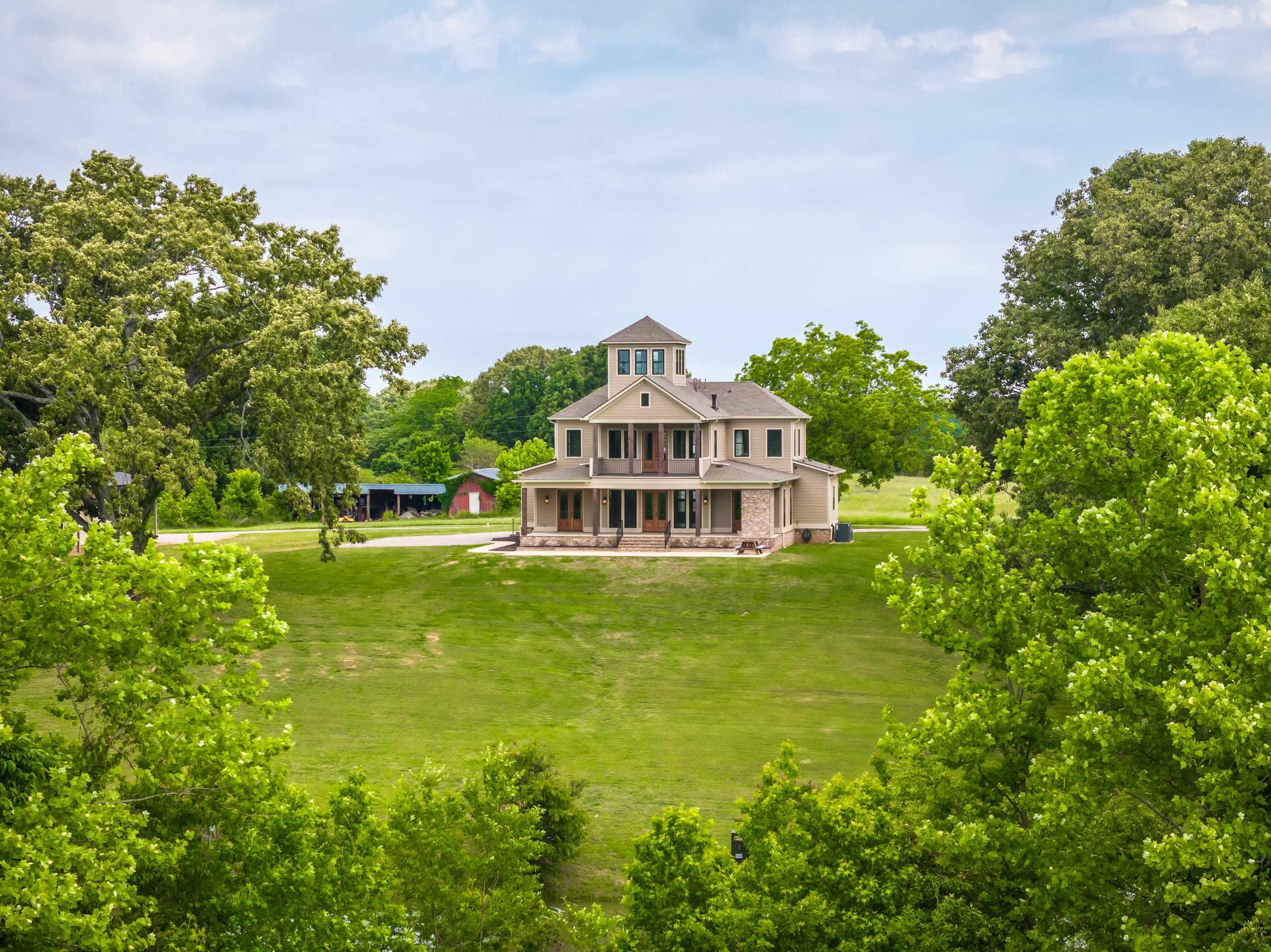 215 Springer Road Somerville, TN 38068 - Photo 1 of 40