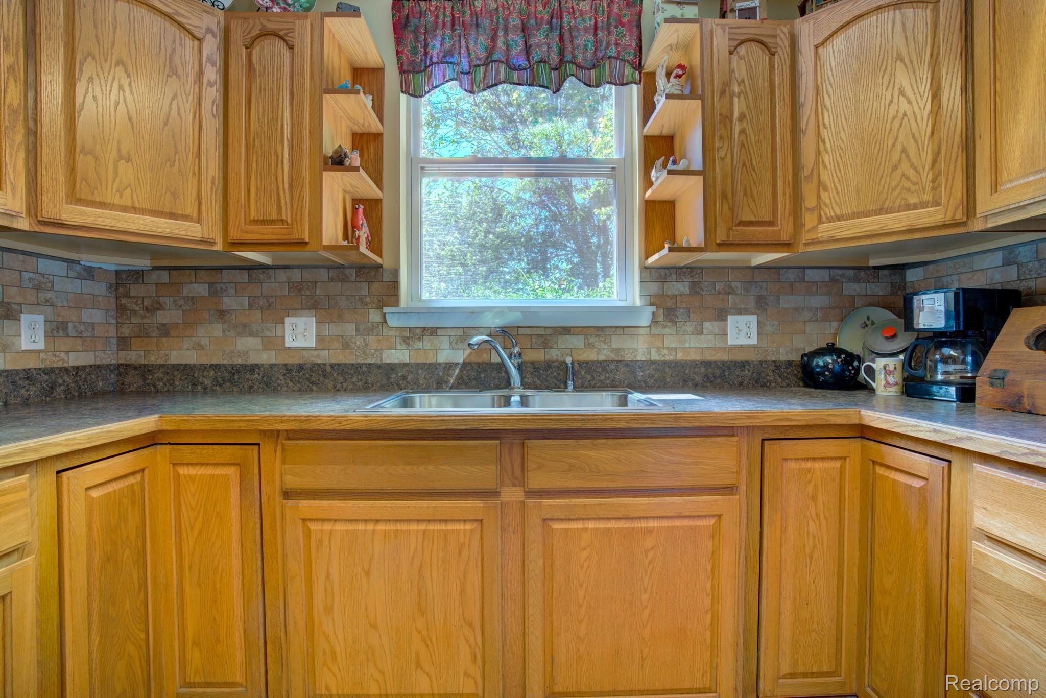 10725 East Lovejoy Road Perry, MI 48872 - Photo 5 of 38 a (61)_2)_3)_4)_5).jpg
