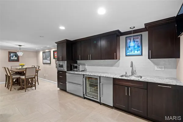 $1,700,000 | 2104 North Ballas Road, Town and Country, MO 63131