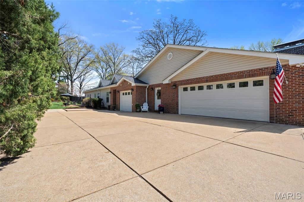 2104 North Ballas Road St. Louis, MO 63131 - Photo 4 of 71