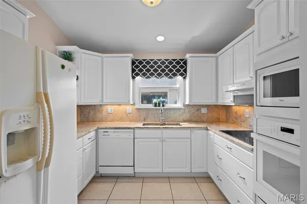 $1,700,000 | 2104 North Ballas Road, St. Louis, MO 63131