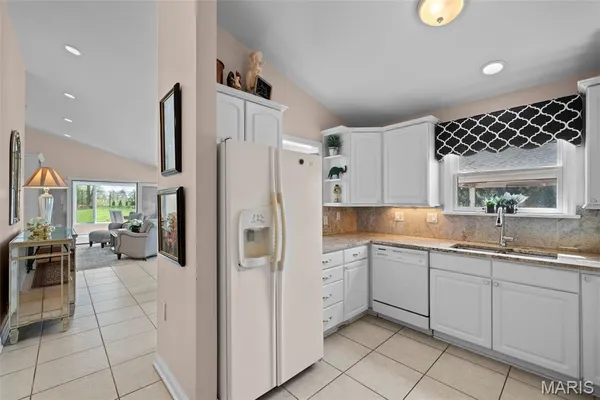 $1,700,000 | 2104 North Ballas Road, St. Louis, MO 63131