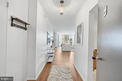 $257,900 | 3001 Veazey Terrace Northwest, Unit 1324, Washington, DC 20008