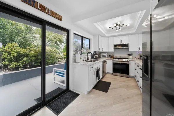 $1,075,000 | 2415 La Costa Avenue, Unit E, Carlsbad, CA 92009