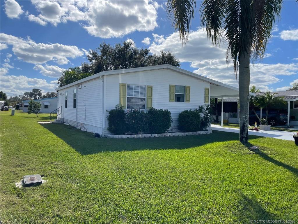 2596 Southwest Olds Place Stuart, FL 34997 - Photo 16 of 17 Gallery Image 16