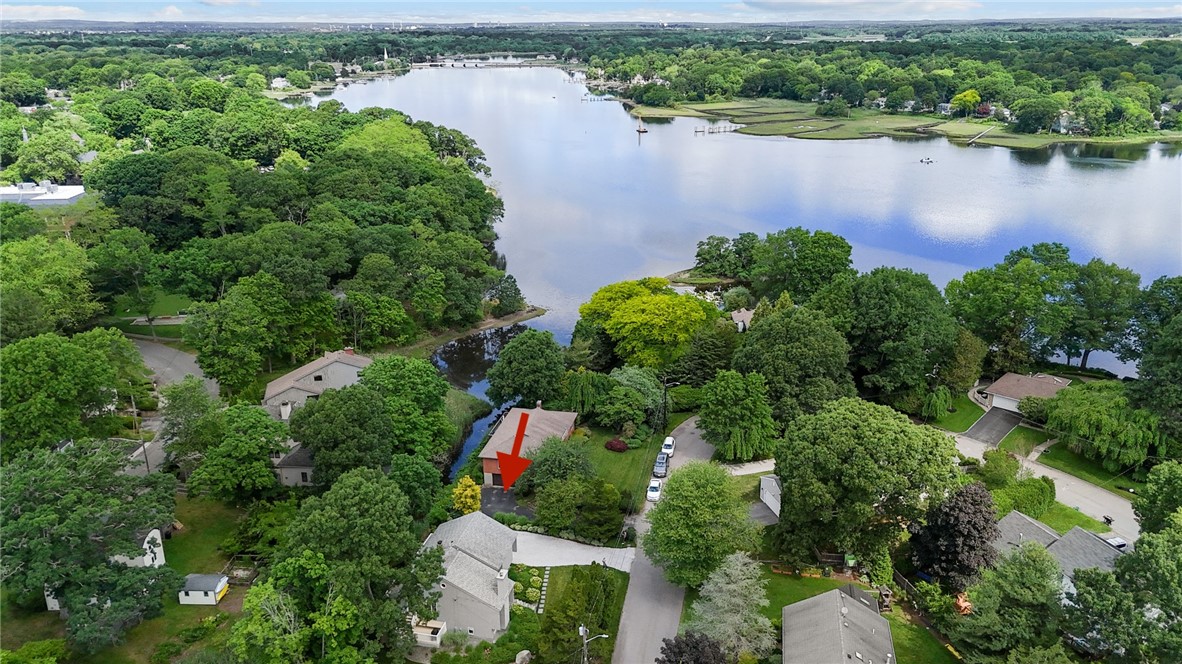 49 Riverside Drive Barrington, RI 02806 - Photo 2 of 47 Gallery Image 2