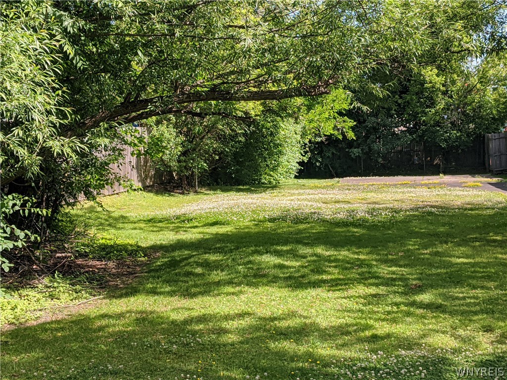 488 Longmeadow Road Amherst, NY 14226 - Photo 1 of 1