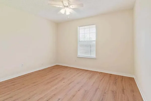 $317,900 | 5104 Whitehurst Lane, Crestview, FL 32536