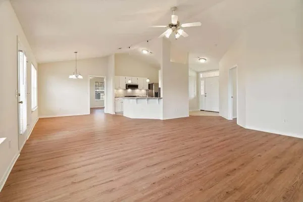 $317,900 | 5104 Whitehurst Lane, Crestview, FL 32536
