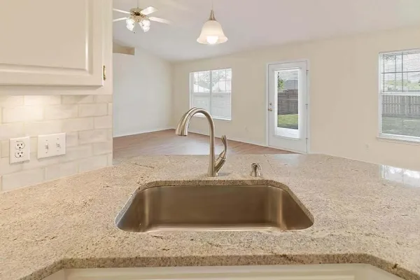 $317,900 | 5104 Whitehurst Lane, Crestview, FL 32536