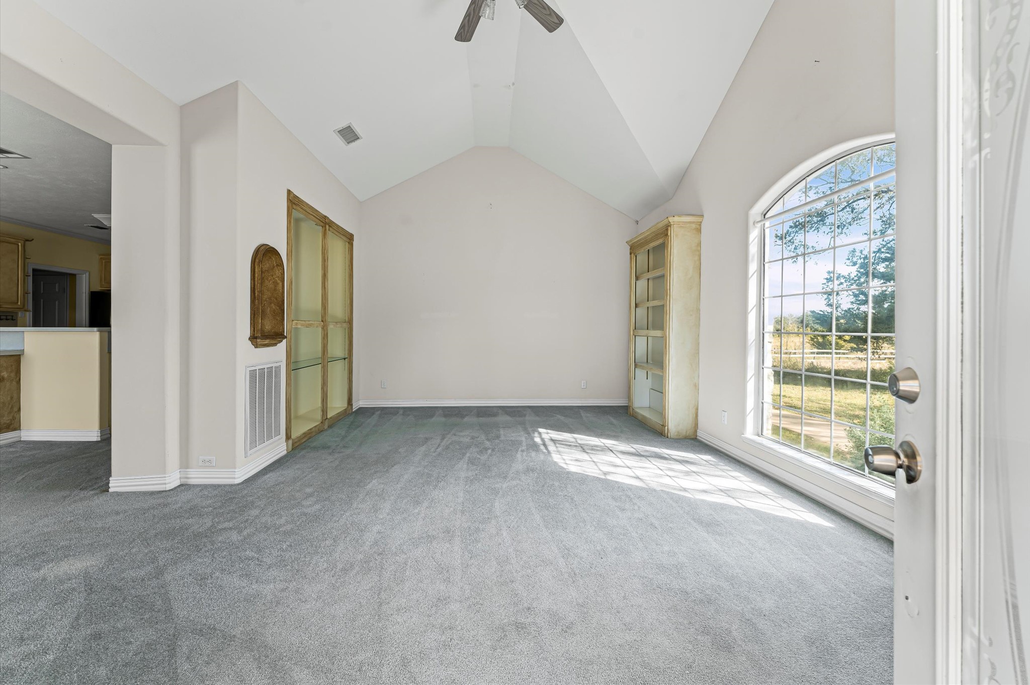 400 Homeyer Mountain Road Burton, TX 77835 - Photo 2 of 29