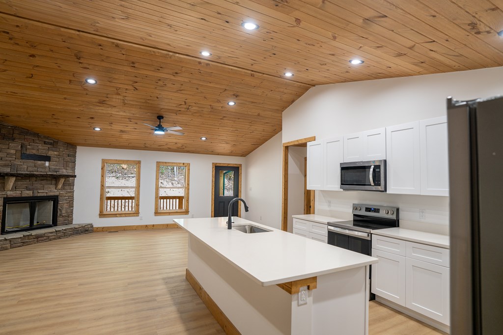 286 Choctaw Rdg Trail Murphy, NC 28906 - Photo 17 of 50