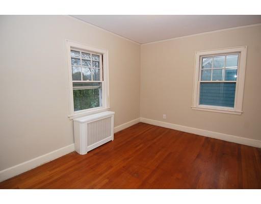 236 Manthorne Road Boston, MA 02132 - Photo 19 of 26 Gallery Image 19