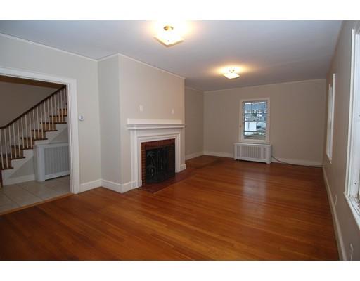 236 Manthorne Road Boston, MA 02132 - Photo 10 of 26 Gallery Image 10