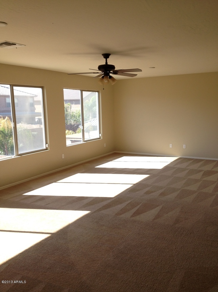 2927 West Carson Road Phoenix, AZ 85041 - Photo 14 of 24 GameRoom