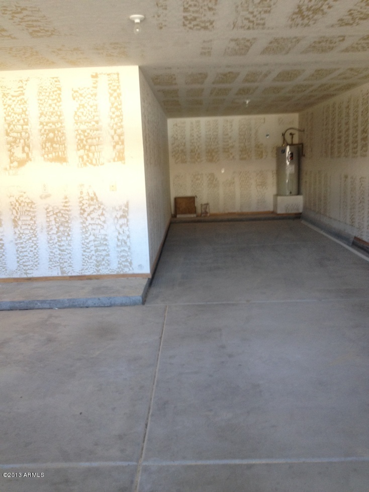 2927 West Carson Road Phoenix, AZ 85041 - Photo 24 of 24 TandemGarage