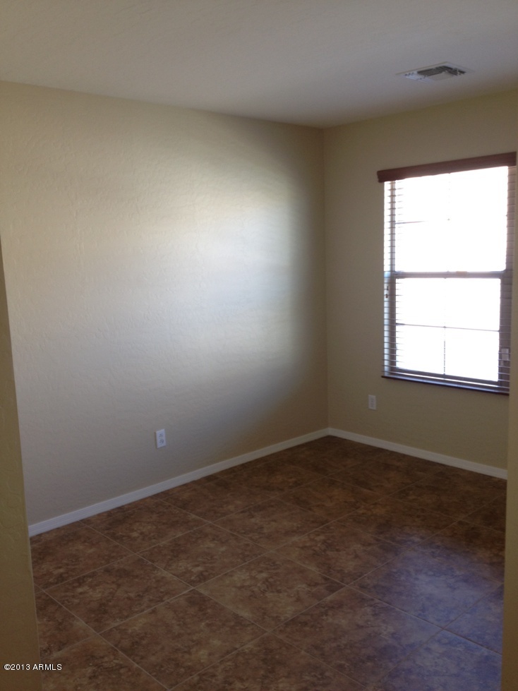 2927 West Carson Road Phoenix, AZ 85041 - Photo 3 of 24 Office