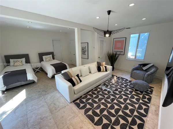 $24,500 | 3483 Chase Avenue, Miami Beach, FL 33140