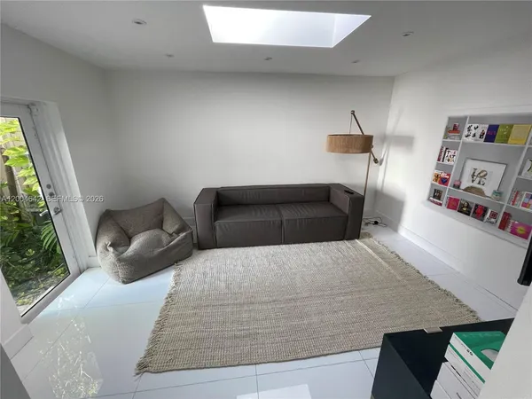 $24,500 | 3483 Chase Avenue, Miami Beach, FL 33140