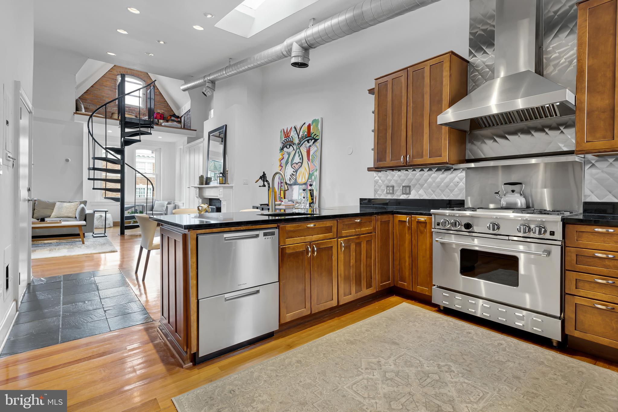 1704 19th Street Northwest, Unit 10 Washington, DC 20009 - Photo 16 of 30