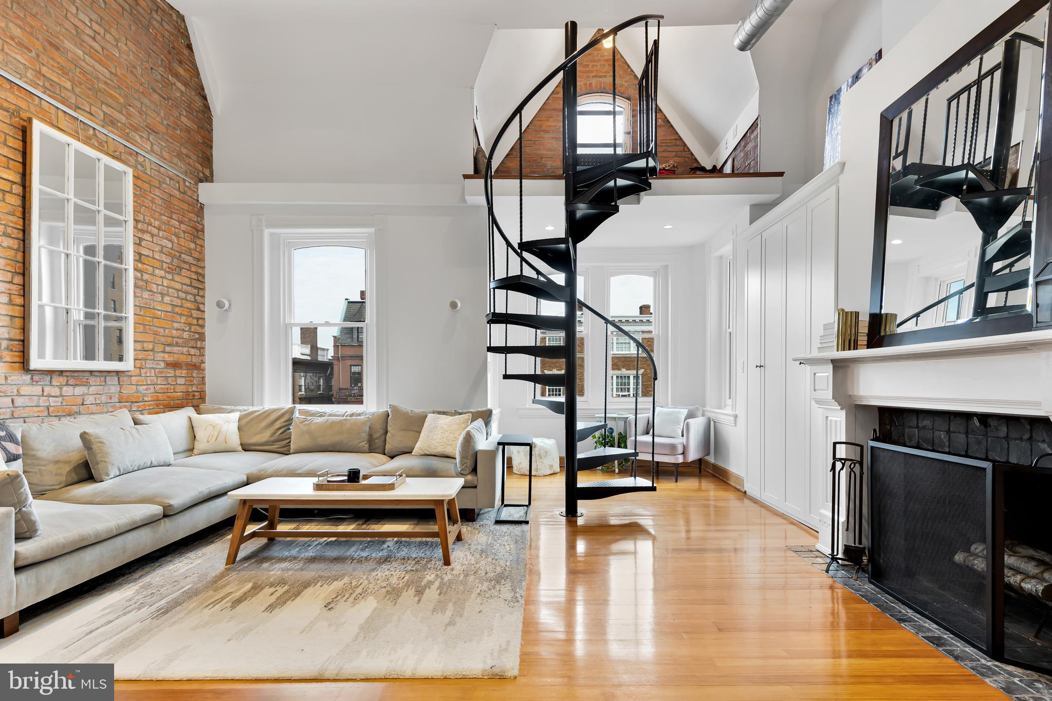 1704 19th Street Northwest, Unit 10 Washington, DC 20009 - Photo 5 of 30