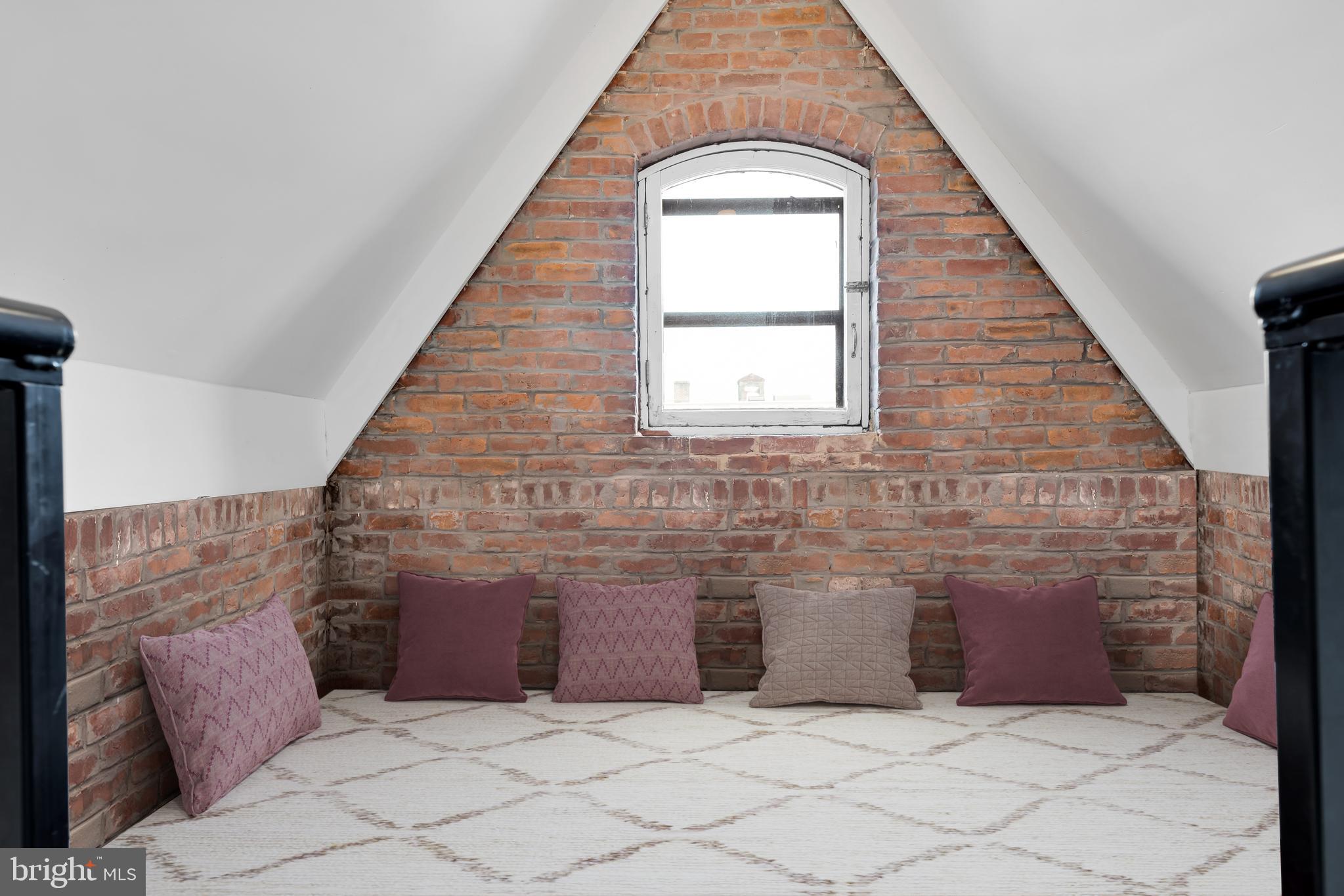 1704 19th Street Northwest, Unit 10 Washington, DC 20009 - Photo 10 of 30