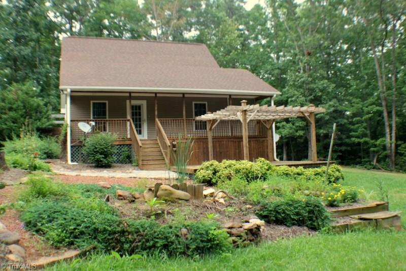 1158 Wood Stack Trail Road Westfield, NC 27053 - Photo 2 of 30 Gallery Image 2