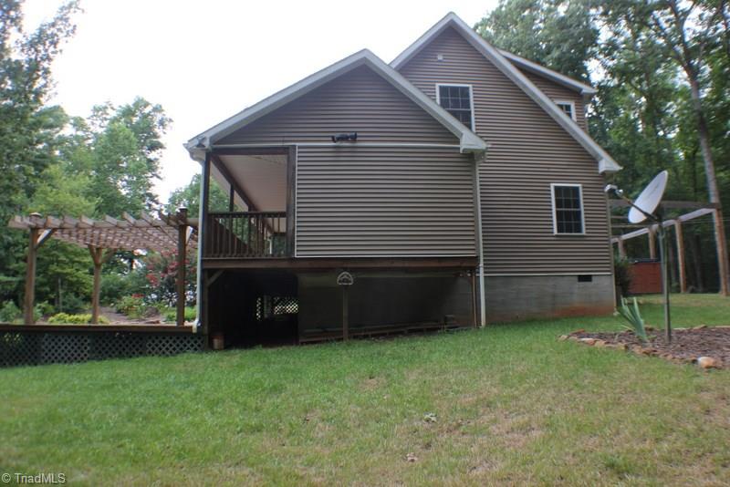 1158 Wood Stack Trail Road Westfield, NC 27053 - Photo 4 of 30 Gallery Image 4