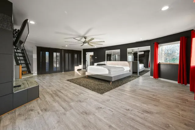 $655,000 | 20072 Cravenhurst Drive, Lawrenceburg, IN 47025