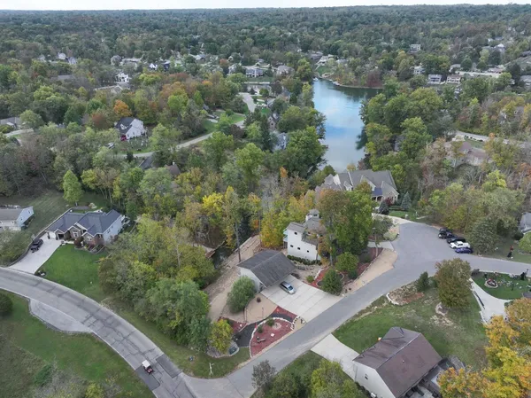 $655,000 | 20072 Cravenhurst Drive, Lawrenceburg, IN 47025
