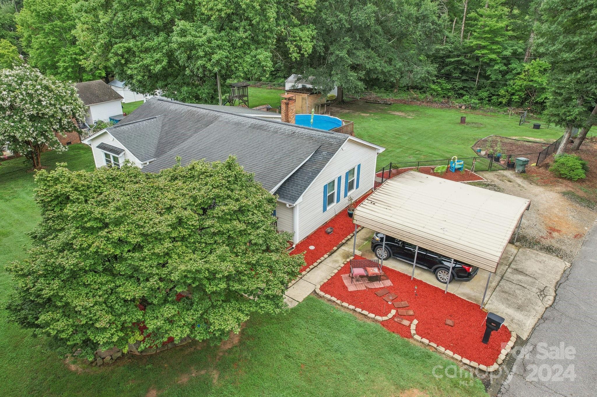 4197 Linwood Road Gastonia, NC 28052 - Photo 5 of 26 Gallery Image 5