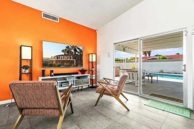 $5,000 | 2305 East Bellamy Road, Palm Springs, CA 92262