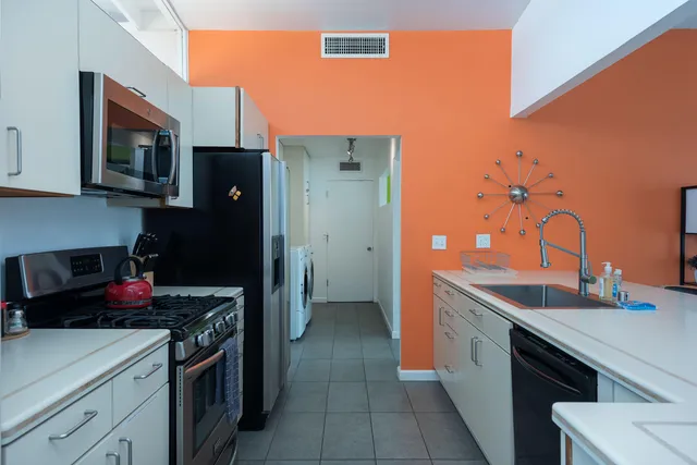 $5,000 | 2305 East Bellamy Road, Palm Springs, CA 92262