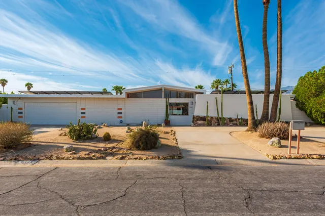 $5,000 | 2305 East Bellamy Road, Palm Springs, CA 92262
