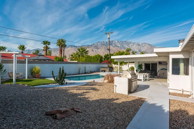 $5,000 | 2305 East Bellamy Road, Palm Springs, CA 92262