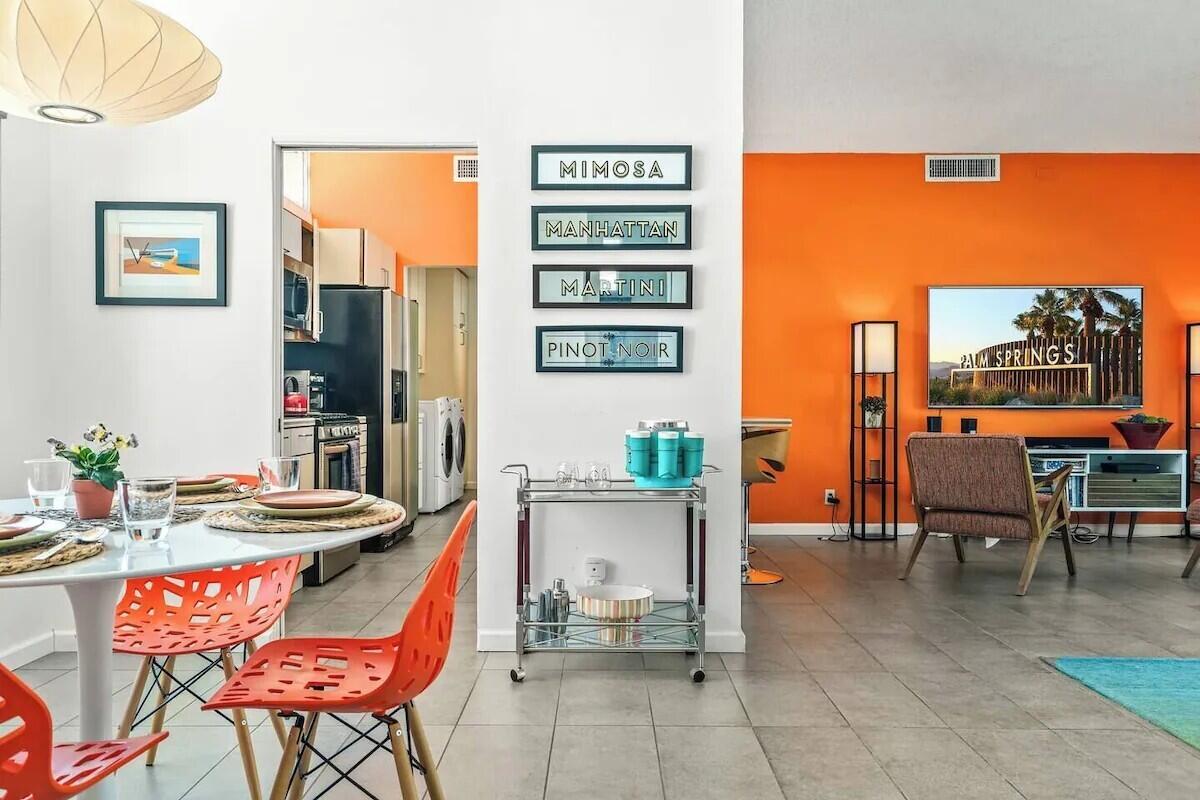 2305 East Bellamy Road Palm Springs, CA 92262 - Photo 46 of 57 Bar Area