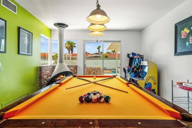 $5,000 | 2305 East Bellamy Road, Palm Springs, CA 92262