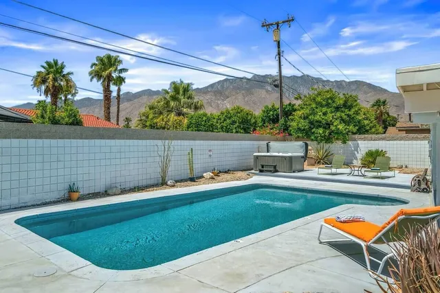 $5,000 | 2305 East Bellamy Road, Palm Springs, CA 92262