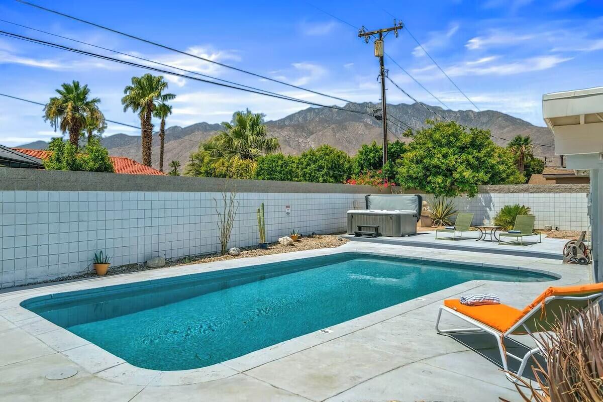 2305 East Bellamy Road Palm Springs, CA 92262 - Photo 54 of 57 Pool Area