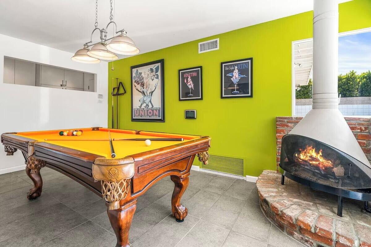 2305 East Bellamy Road Palm Springs, CA 92262 - Photo 55 of 57 Pool Table