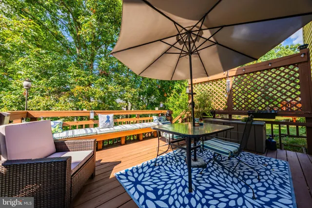 a outdoor view with a sitting space