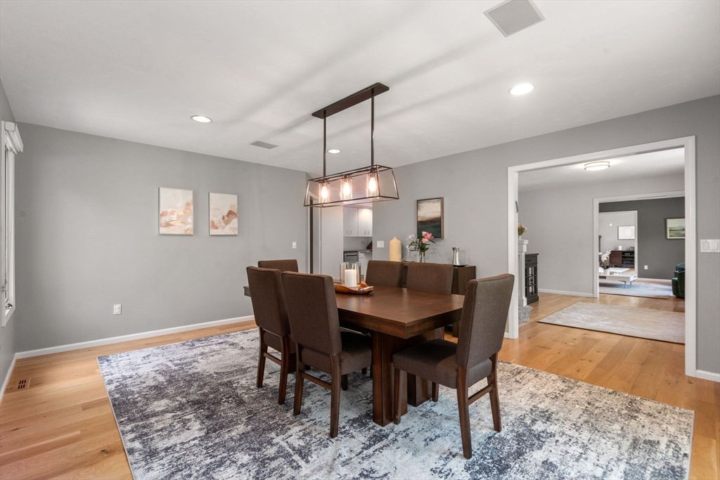 66 Ashcroft Road Sharon, MA 02067 - Photo 8 of 28 Gallery Image 8