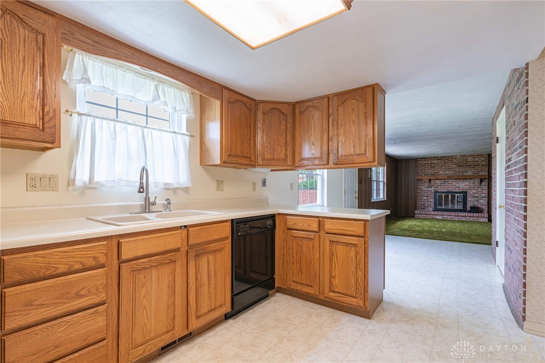 1000 Rio Lane Kettering, OH 45429 - Photo 10 of 31 Gallery Image 10